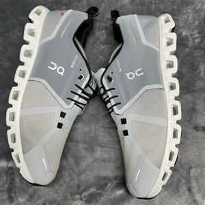 Men’s on clouds size 12